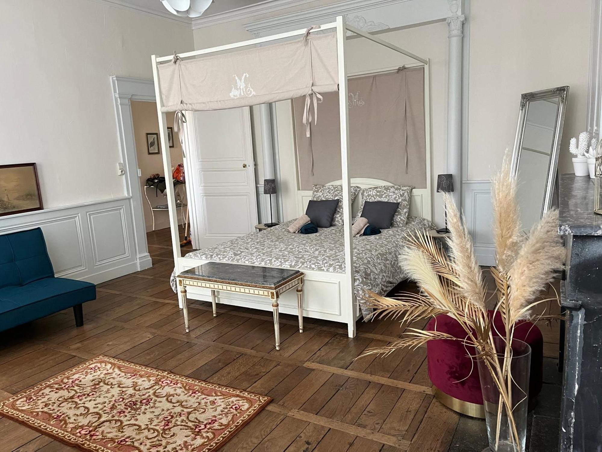 La Villa Louana 1 Appartement 160M2 Sobriete,Elegance En Coeur De Ville Aubusson  Buitenkant foto